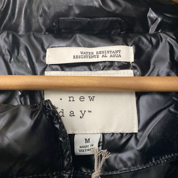 Women's Short Relaxed Puffer Jacket - A New Day Medium - Picture 6 of 8